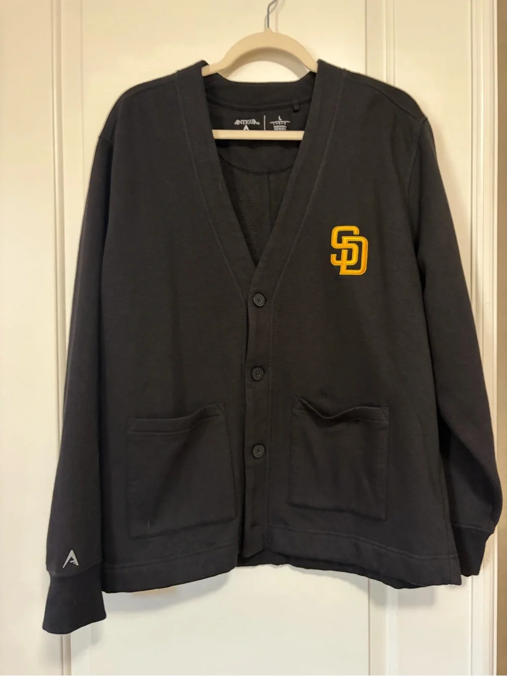 Worn Once⚾️San Diego Padres Button Down Cardigan⚾️_5
